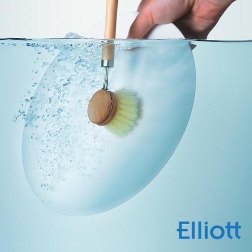Elliott's Wooden Dish Brush with Natural Tampico Fibres thumbnail 2