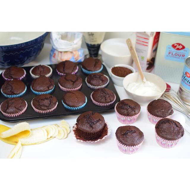 Tala Non-stick 12 Cup Bun, Muffin, Cupcake Tin thumbnail 4