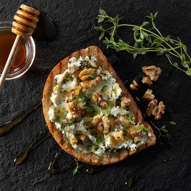 Jacksons of Yorkshire Half Brown Bloomer thumbnail 3