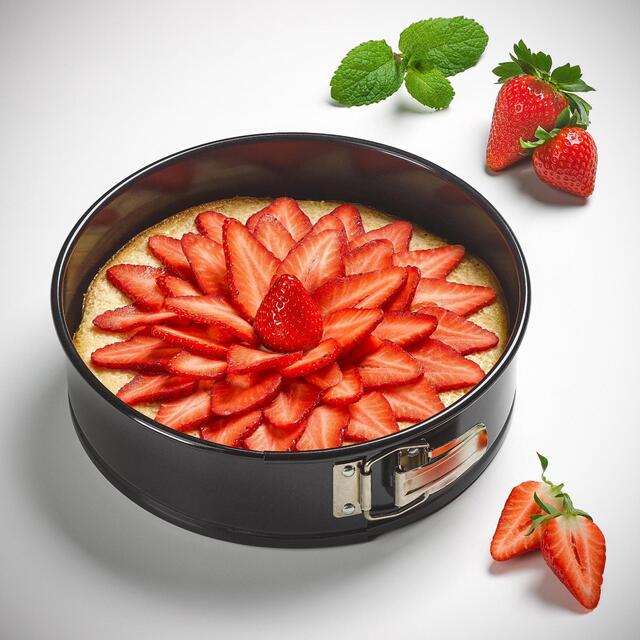 Tala Non-stick Springform Cake Tin 20cm thumbnail 6