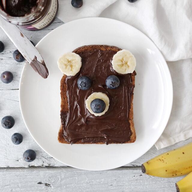 Mr Organic Dark Chocolate & Hazelnut Spread thumbnail 3