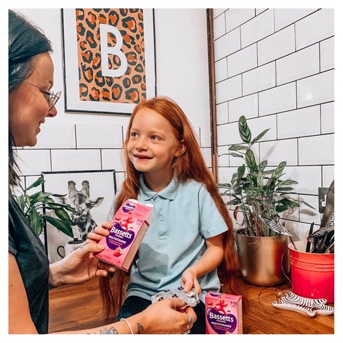 Bassetts Multivitamins, Raspberry 7-11yrs thumbnail 2