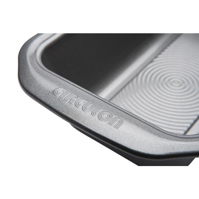 Circulon Momentum Loaf Tin 2lb 29cm thumbnail 3