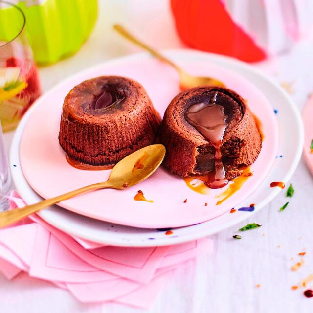 Picard 2 Chocolate Melt in the Middle Puddings thumbnail 3