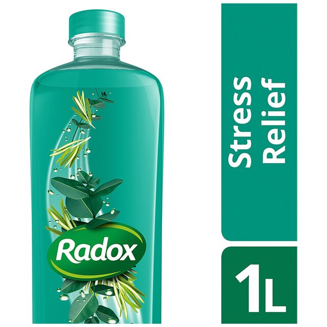 Radox Stress Relief Bath Soak with Rosemary & Eucalyptus thumbnail 2