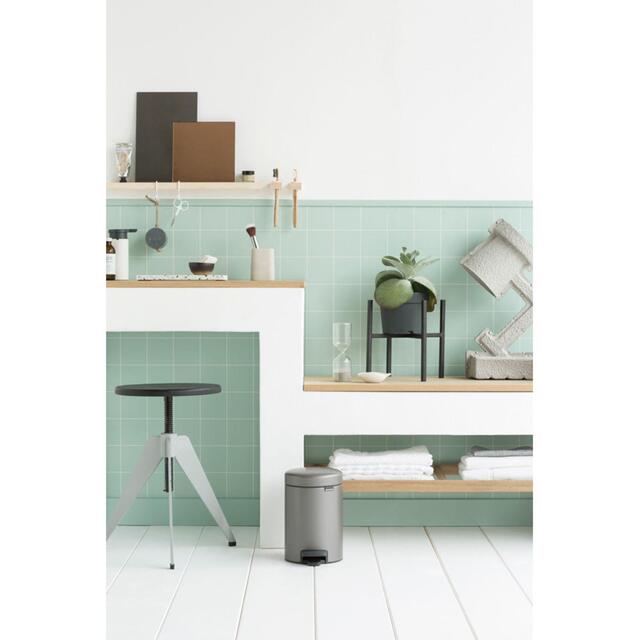 Brabantia Pedal Bin, Platinum 3L thumbnail 5