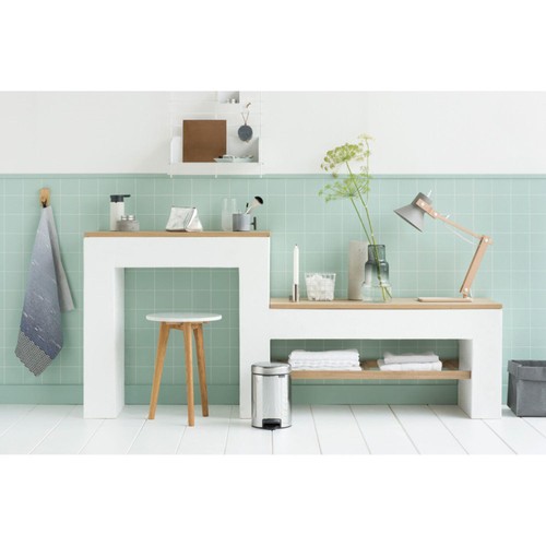 Brabantia Pedal Bin, Brilliant Steel 3L thumbnail 5