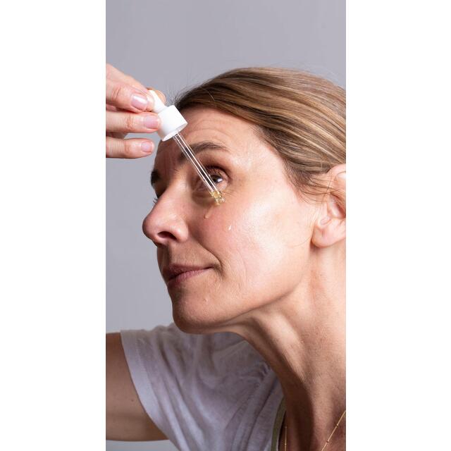 Balance Me Rose Otto Face Oil thumbnail 3