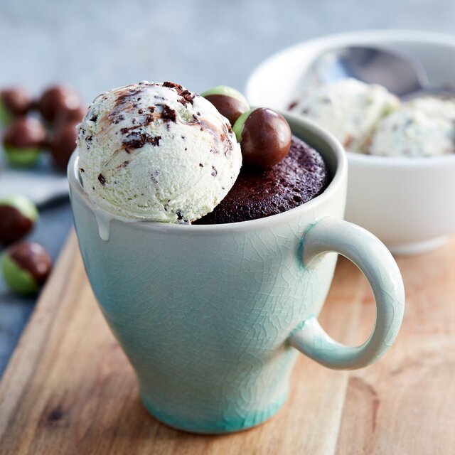 Dr. Oetker Rich Chocolate Pud in a Mug thumbnail 3