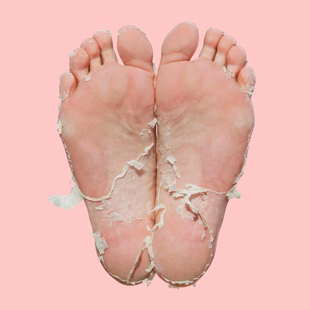 Skin Republic Biodegradable Foot Peel thumbnail 5