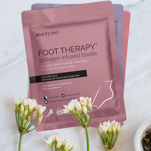 BeautyPro FOOT THERAPY Moisturising Booties with Removable Toe Tips thumbnail 2