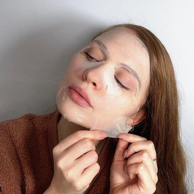 BEAUTYPRO Vitamin C Brightening Facial Sheet Mask thumbnail 3