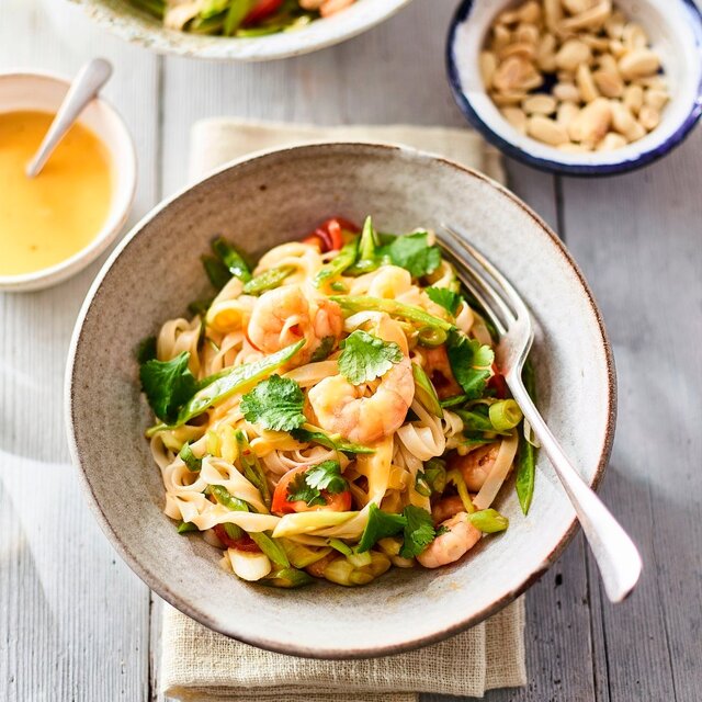 Mary Berry's Mango, Lime & Chilli Salad Dressing thumbnail 4