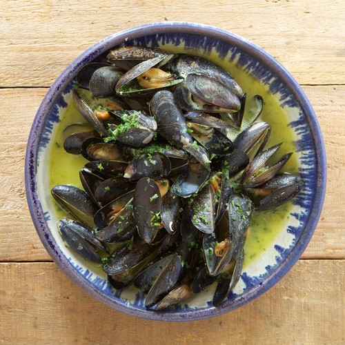 Loch Fyne Fresh Scottish Mussels thumbnail 2