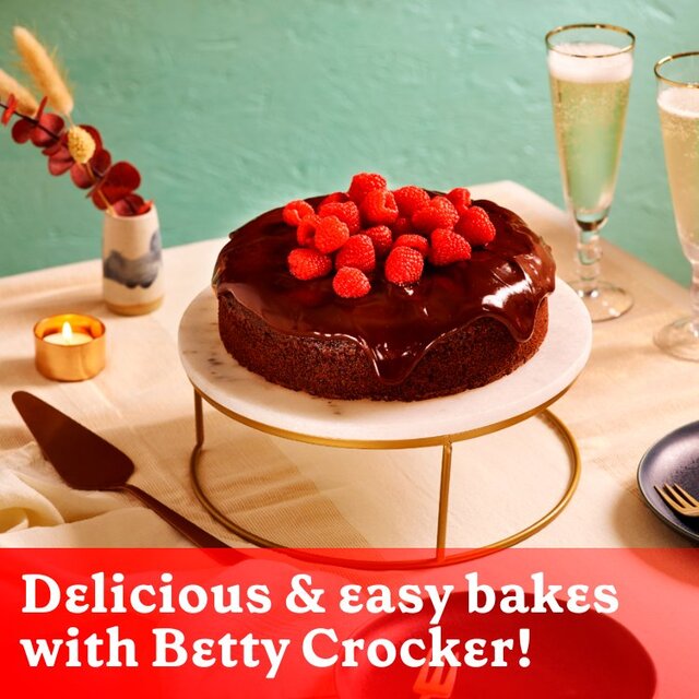 Betty Crocker Gluten Free Devil's Food Chocolate Cake Mix thumbnail 6
