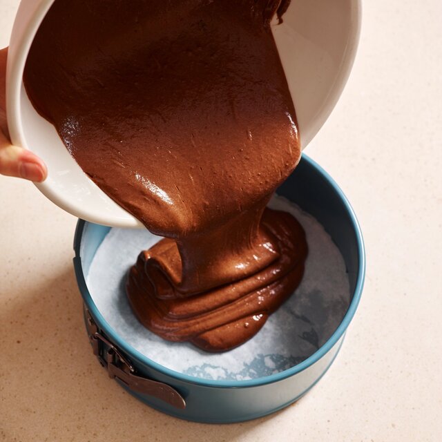 Betty Crocker Gluten Free Devil's Food Chocolate Cake Mix thumbnail 7