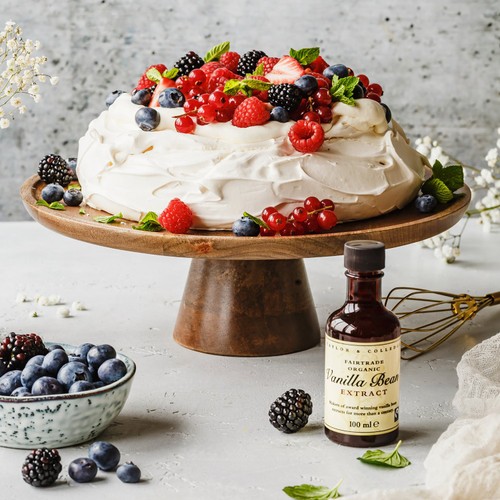 Taylor & Colledge Organic & Fairtrade Vanilla Bean Extract thumbnail 7