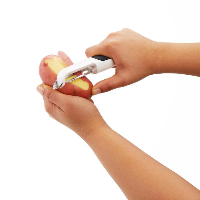 Zyliss Smooth Glide Swivel Peeler thumbnail 3