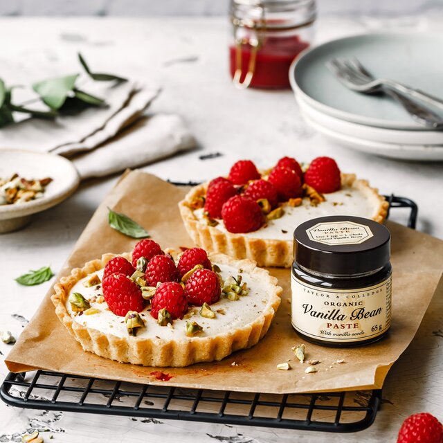 Taylor & Colledge Organic Vanilla Bean Paste thumbnail 5