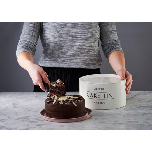 Mason Cash Innovative Cake Tins Set of 3 thumbnail 5