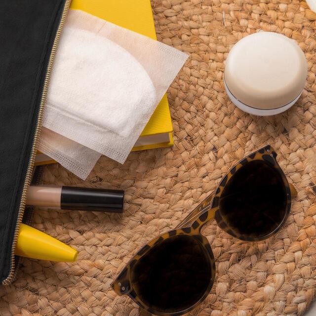 Medela Disposable Breast Pads thumbnail 5