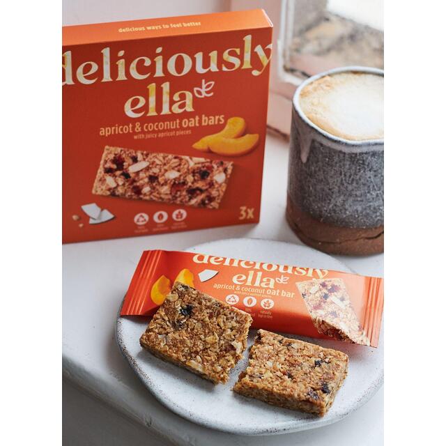 Deliciously Ella Apricot & Coconut Oat Bar Multipack thumbnail 3