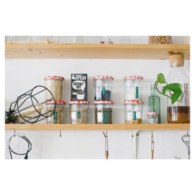 Oatly Creamy Oat Single Cream Chilled thumbnail 2