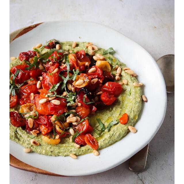 ChicP Spinach Hummus thumbnail 5