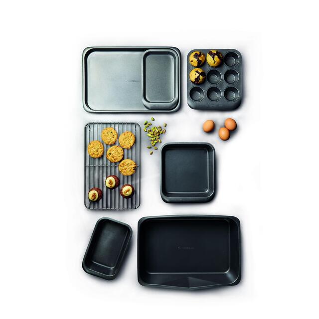 MasterClass Smart Space Stacking Non-Stick Bakeware Set thumbnail 2