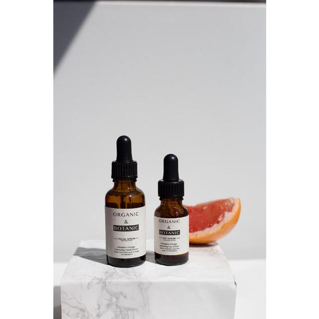 Organic & Botanic Mandarin Orange Brightening Eye Serum thumbnail 3