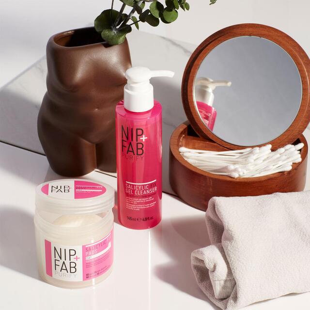 Nip+Fab Salicylic Acid Day Pads thumbnail 2