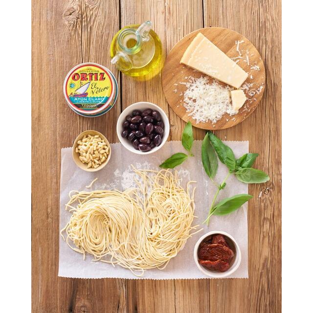 Brindisa Ortiz Yellowfin Tuna Fillet in Olive Oil thumbnail 2