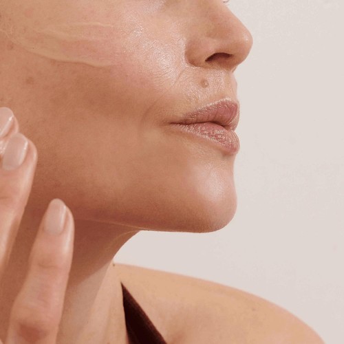 Balance Me Vitamin C Repair Serum thumbnail 4