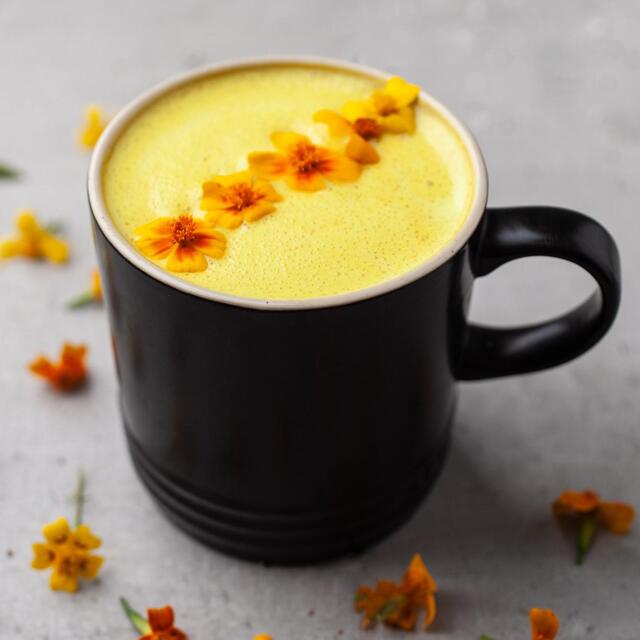 Sweet Revolution Organic Instant Turmeric Latte thumbnail 2