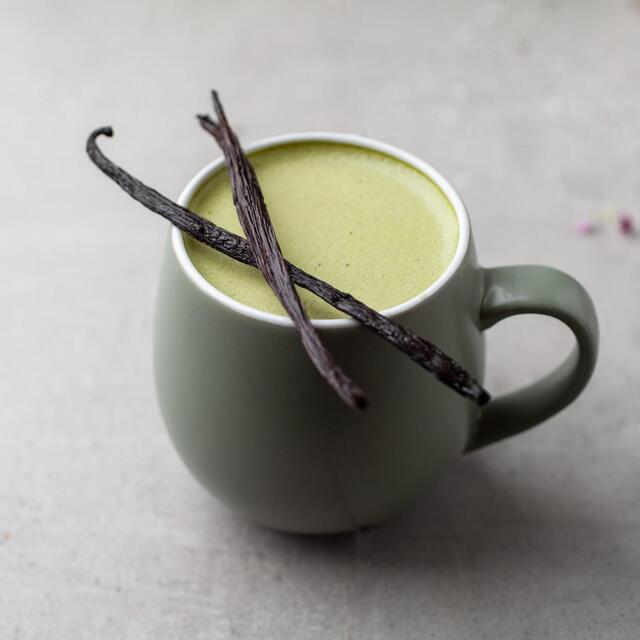 Sweet Revolution Organic Instant Matcha Latte thumbnail 4