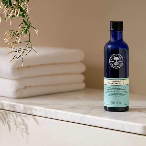 Neal's Yard Aromatic Foaming Bath  thumbnail 3