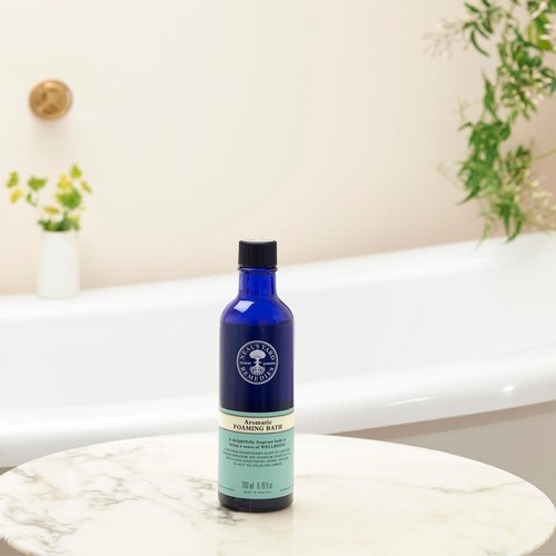 Neal's Yard Aromatic Foaming Bath  thumbnail 4