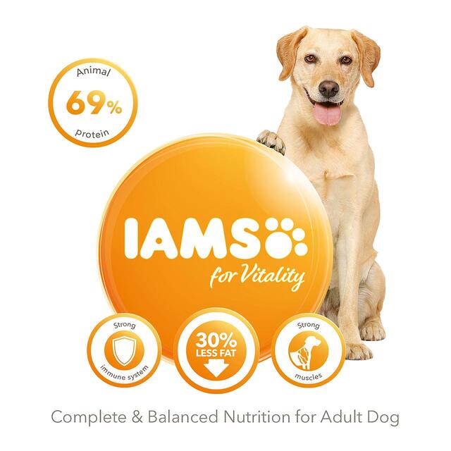 IAMS for Vitality Adult Dog Food Light in Fat With Fresh Chicken thumbnail 2