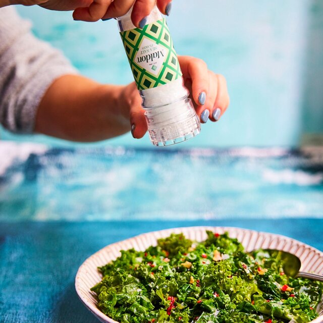 Maldon Salt Perfectly Crushed Original Salt Grinder thumbnail 2