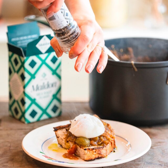 Maldon Salt Perfectly Crushed Pepper Grinder thumbnail 3