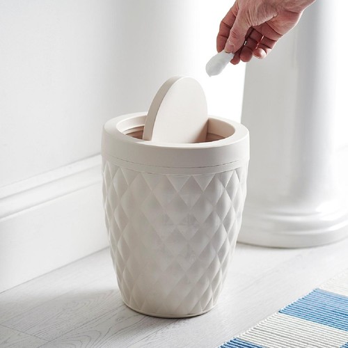 Addis Textured Diamond Effect Round Bathroom Bin with Swing Lid 5L thumbnail 2