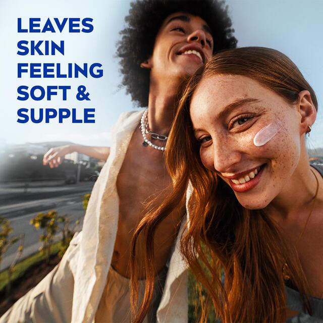 NIVEA Soft Moisturiser Cream for Face Hands & Body thumbnail 4