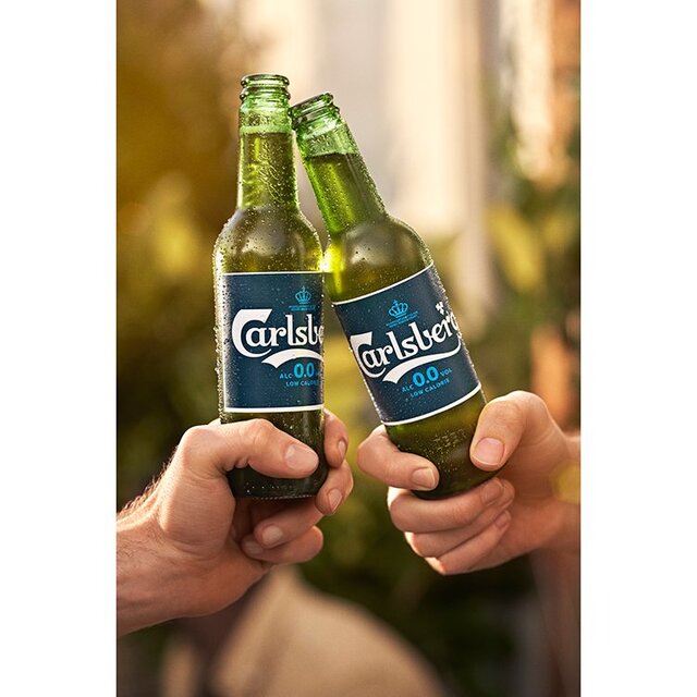 Carlsberg Alcohol Free Lager Beer Bottles thumbnail 2