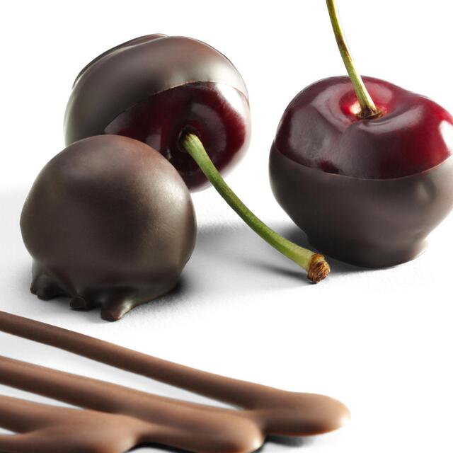 Hotel Chocolat Kirsch Cherries thumbnail 3
