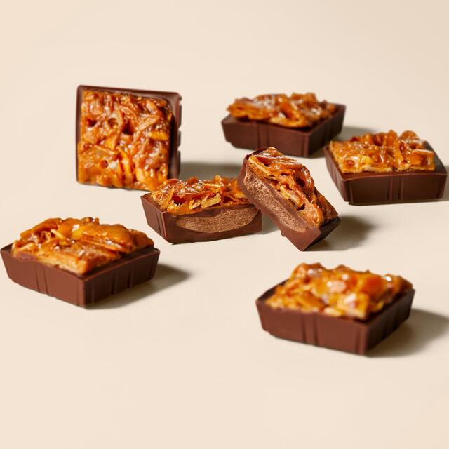 Hotel Chocolat Florentine Isabelle Selector thumbnail 2