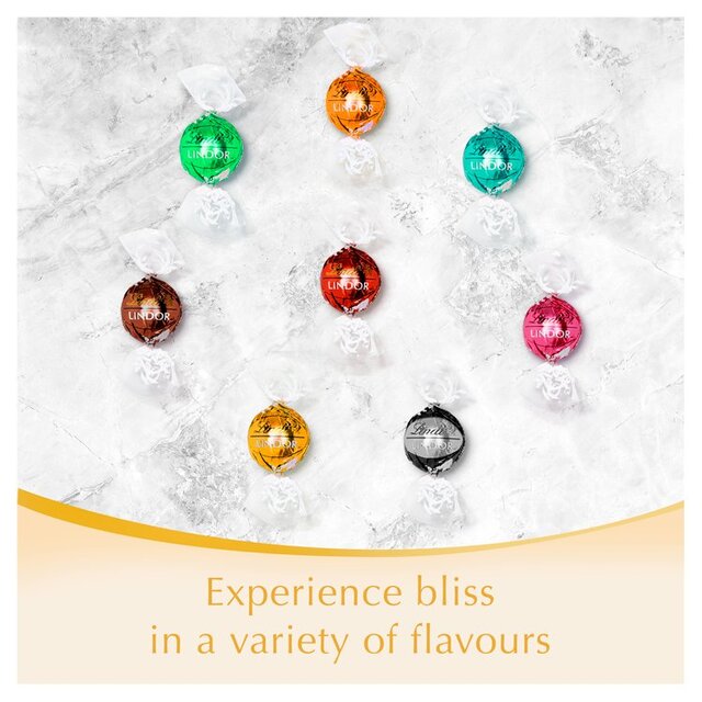 Lindt Lindor White Chocolate Truffles thumbnail 5