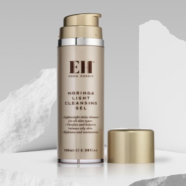 Emma Hardie Moringa Light Cleansing Gel thumbnail 8