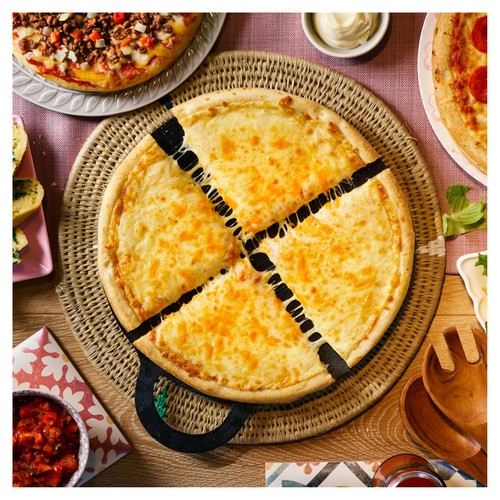Goodfella's Gluten Free Margherita Cheese Pizza thumbnail 3