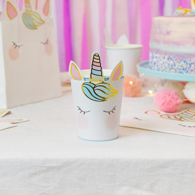 Talking Tables Unicorn Paper Party Cups thumbnail 2