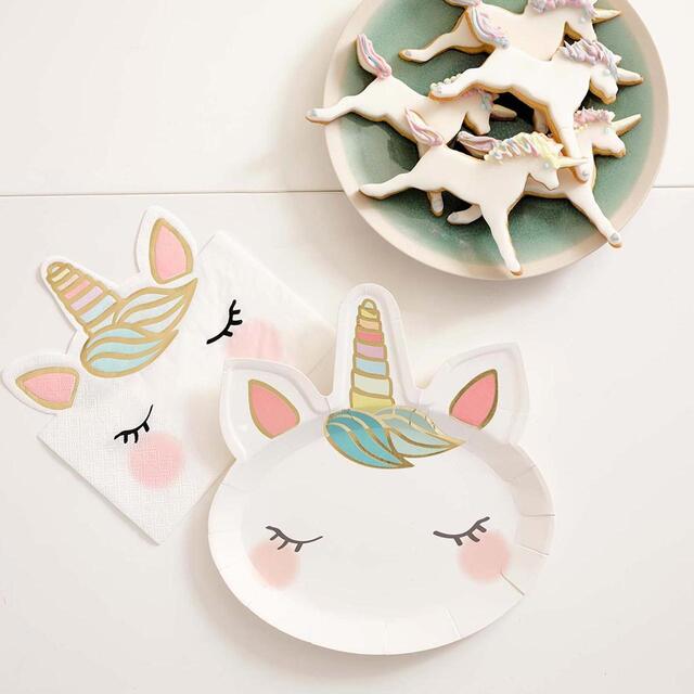 Talking Tables Unicorn Shaped Paper Plates thumbnail 5